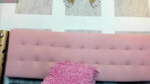    online show from October 23, 11:44 am