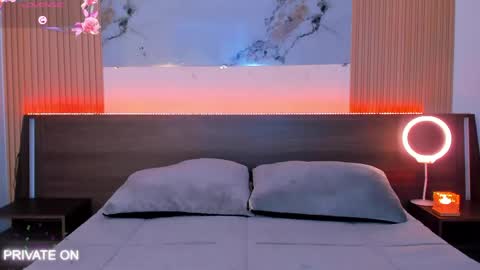 samantha_moons online show from April 18, 12:56 am