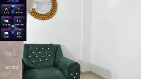 samantha_tayl0r online show from February 26, 5:22 am