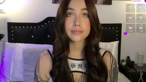 IGSamanthaGrant 10 online show from June 10, 8:08 pm