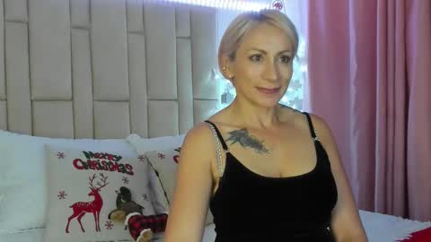 Samixmami online show from December 3, 10:54 pm