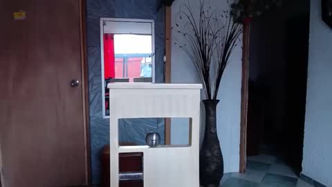 sami_cutte online show from October 22, 8:43 pm