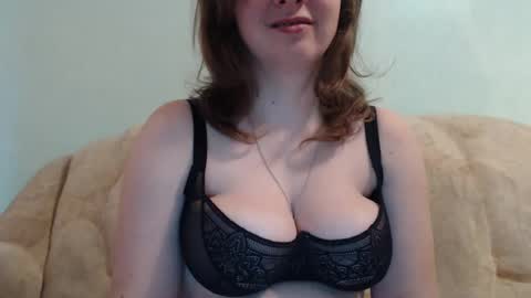 Snapshot of samiliya chatting on March 3, 11:44 am samiliya online show from March 3, 11:44 am