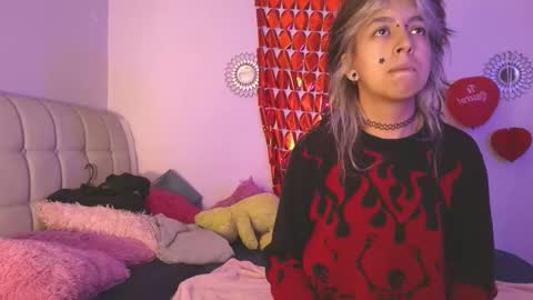 saminthezone online show from March 2, 12:01 pm