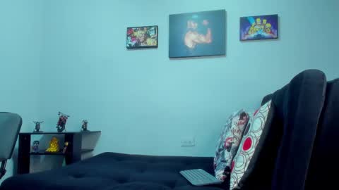 samir_hazard online show from February 16, 2:31 am