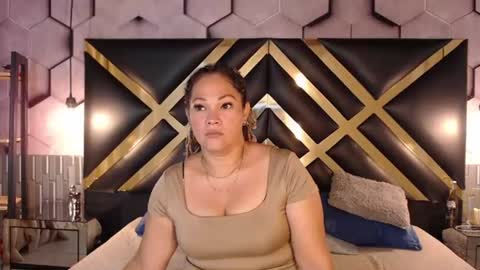 SAMIRA online show from June 27, 1:33 am