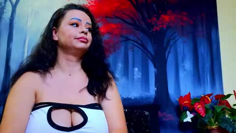     online show from November 13, 12:24 am