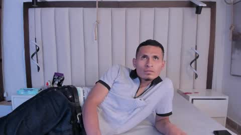 sammy_ela online show from February 13, 8:01 pm