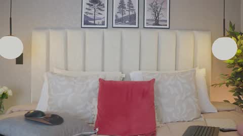 Ana online show from December 17, 1:45 am