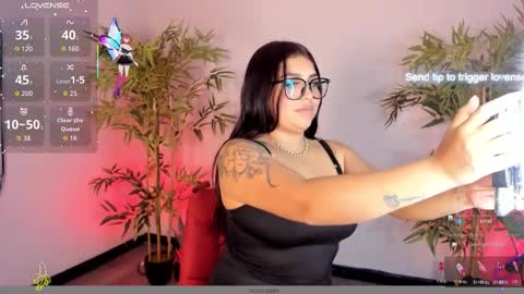 Sammy  online show from December 5, 4:23 am