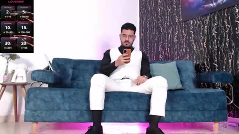  Samuel Coopper  online show from November 19, 7:01 pm