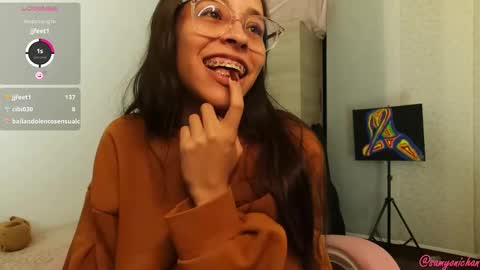 Special show on 17 december and 23 UwU online show from December 10, 3:51 am