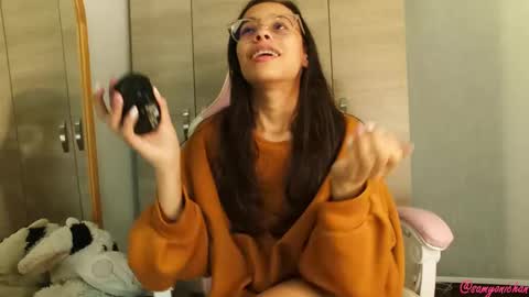 Special show on 17 december and 23 UwU online show from February 14, 4:58 am