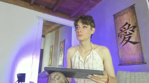    online show from January 7, 1:35 pm