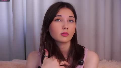 Isabel but you can call me Bella online show from June 10, 3:50 am