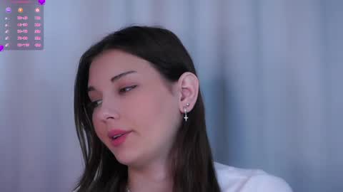 Isabel but you can call me Bella online show from June 6, 3:01 am