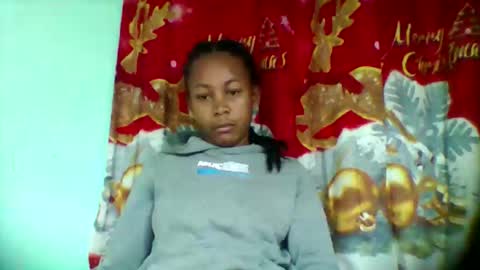 Snapshot of sandra1253099 chatting on October 10, 7:25 am sandra1253099 online show from October 10, 7:25 am