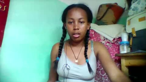 Snapshot of sandra1253099 chatting on October 1, 6:29 pm sandra1253099 online show from October 1, 6:29 pm