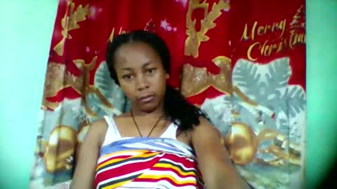 Snapshot of sandra1253099 chatting on October 11, 7:35 am sandra1253099 online show from October 11, 7:35 am