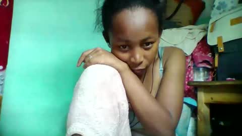 Snapshot of sandra1253099 chatting on October 2, 6:50 pm sandra1253099 online show from October 2, 6:50 pm