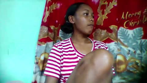 Snapshot of sandra1253099 chatting on October 16, 8:36 am sandra1253099 online show from October 16, 8:36 am