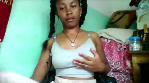 Snapshot of sandra1253099 chatting on September 28, 5:55 pm sandra1253099 online show from September 28, 5:55 pm