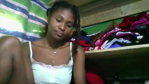 sandricaaa online show from June 7, 10:20 am