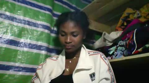 sandricaaa online show from May 25, 9:43 pm
