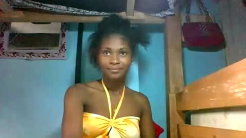 sandricaaa online show from March 6, 9:52 am