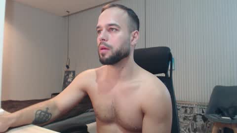 DeAlex online show from November 1, 10:47 am