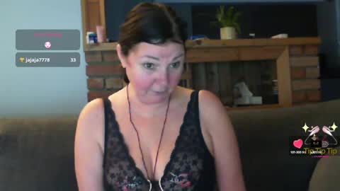 sanroom online show from February 6, 3:41 pm