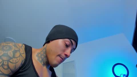 Santi Ferrer online show from November 20, 2:10 am