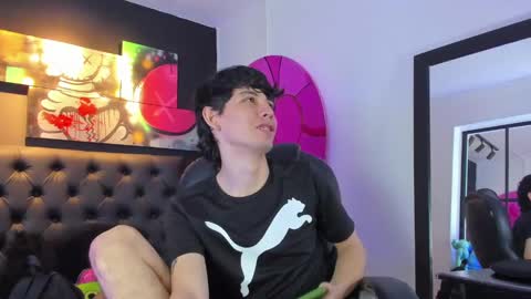 santi online show from January 31, 3:00 pm