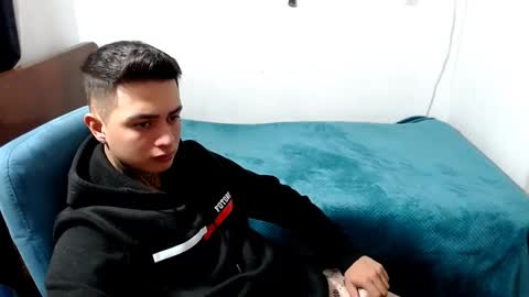 santi_ss online show from October 2, 1:59 am