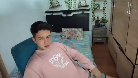 santi_ss online show from July 29, 1:27 am