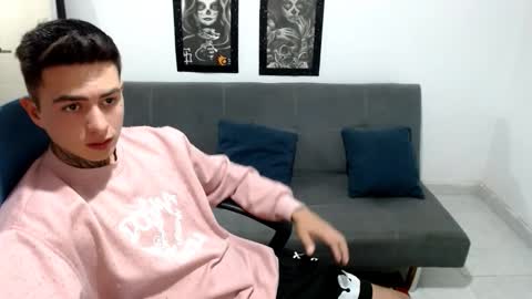 santi_ss online show from November 5, 2:13 am