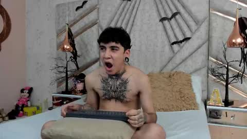 SantiAbader online show from November 3, 3:51 am