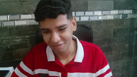 santi online show from November 4, 10:22 pm