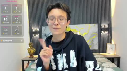 santiago_russo18 online show from November 21, 2:42 am