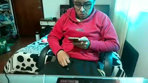 santiagolover1324 online show from January 18, 1:31 pm