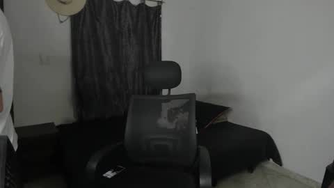 Julius Novachrono  online show from March 19, 11:09 pm