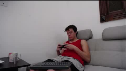 Santii online show from November 29, 3:30 pm