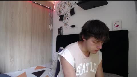 Santii online show from January 11, 5:30 pm