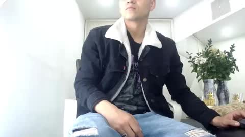 SanttiiBuck online show from February 27, 12:20 pm