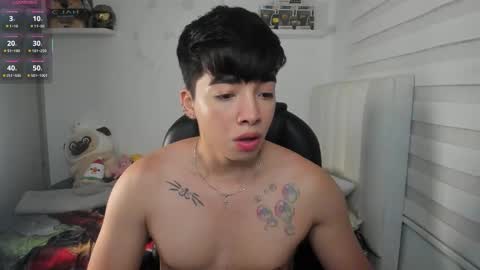 Mr. Santiago online show from March 18, 1:28 pm