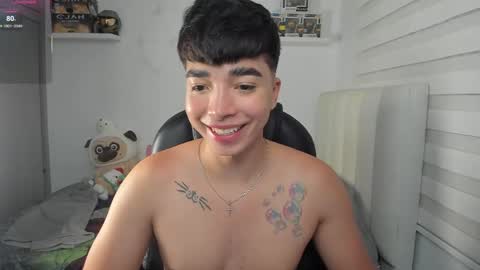 Mr. Santiago online show from April 10, 1:38 pm