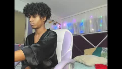 santy online show from January 5, 5:27 pm