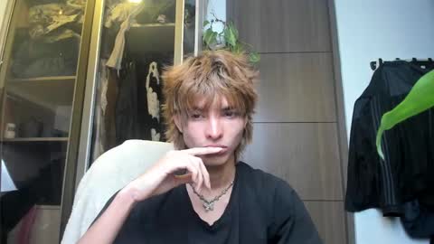 Snapshot of santy_kitty chatting on February 22, 3:34 am kitty online show from February 22, 3:34 am