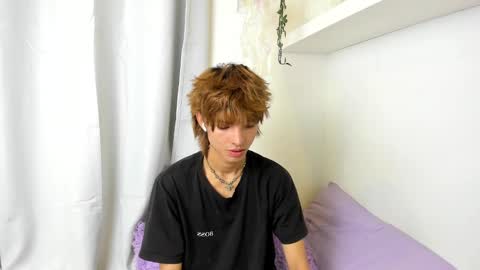 Snapshot of santy_kitty chatting on February 15, 12:04 am kitty online show from February 15, 12:04 am