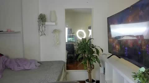 kitty online show from November 9, 2:26 am